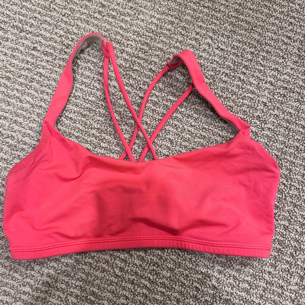 Lululemon pink sports bra size M
